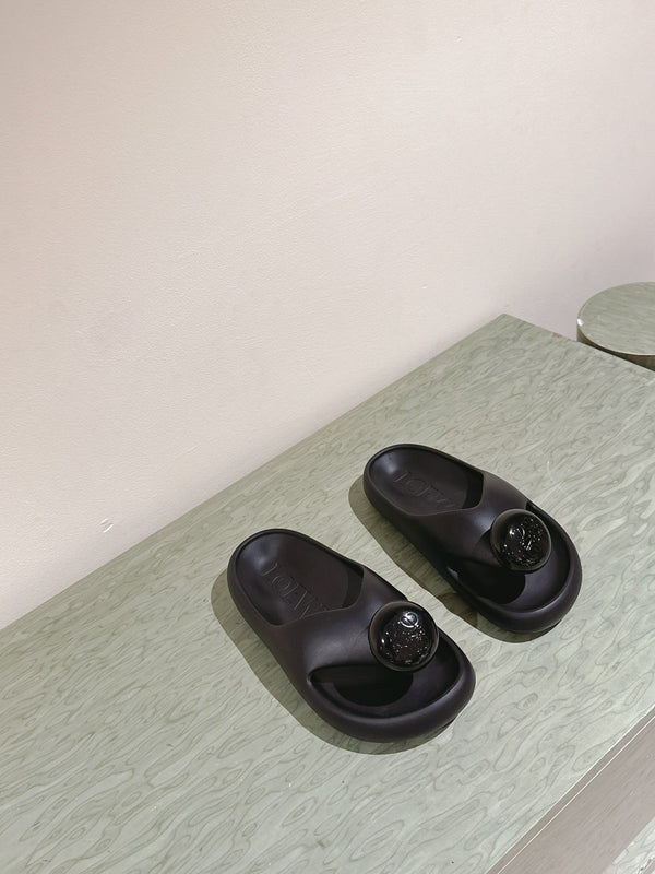 Loew Foam Slide Black