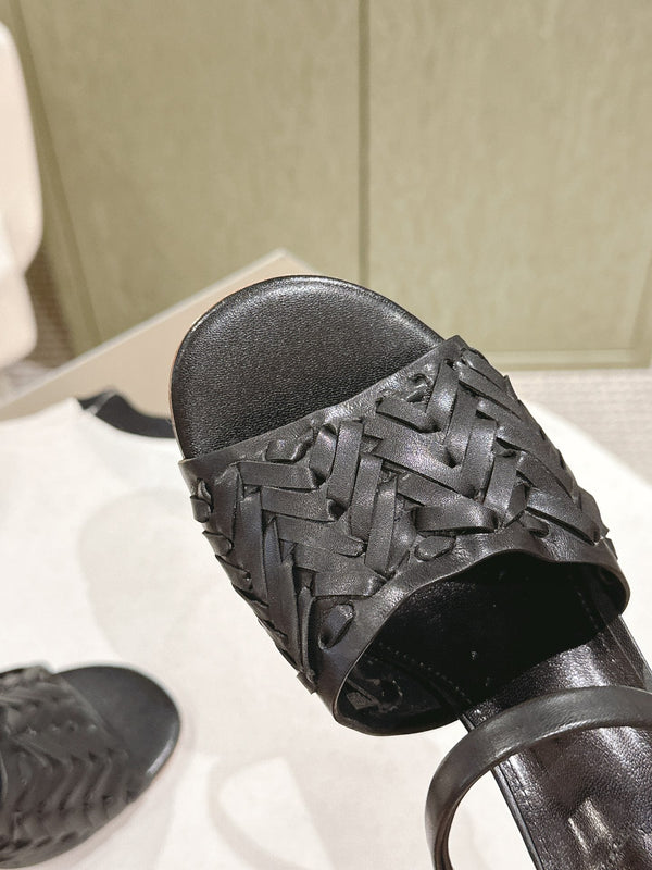 FENDI FIRST HIGH-HEELED SANDALS 85 MM IN BLACK LAMBSKIN GOLD HARDWARE