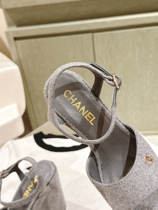 SANDALO CC ALTO IN VITELLO SCAMOSCIATO GRIGIO