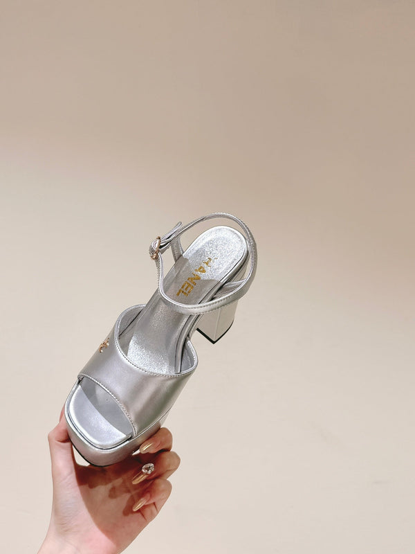 SANDALO ALTO CC IN VITELLO ARGENTO