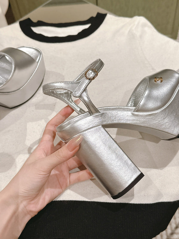 SANDALO ALTO CC IN VITELLO ARGENTO