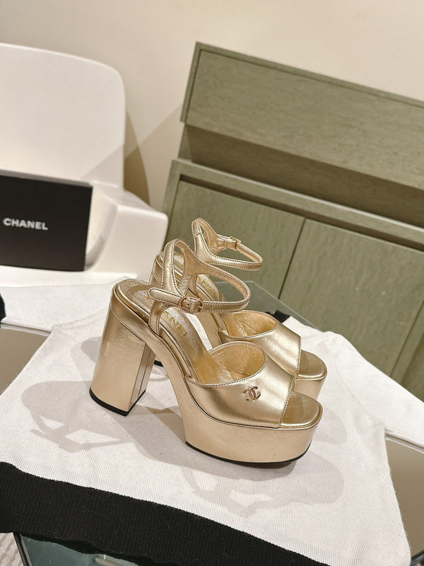 SANDALO CC ALTO IN VITELLO DORATO