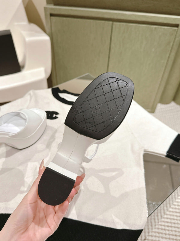 SANDALO ALTO CC IN PELLE DI VITELLO BIANCA