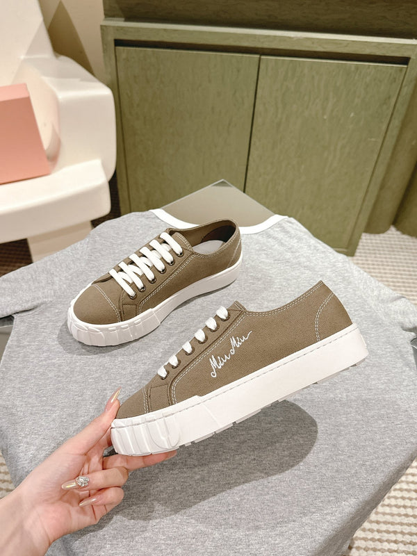 Miu Sneakers Olive Green Canvas 445547