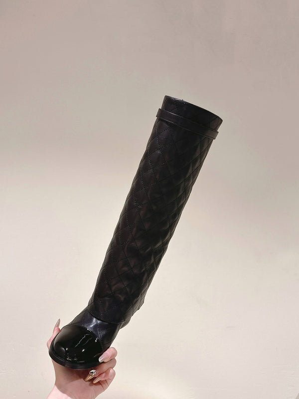 CC 24ss Fold-Over High Boots 40mm Black Quilted Sheepskin 447476