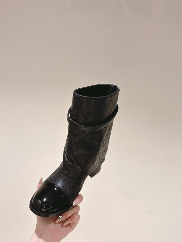 CC 24ss Stivaletti bassi ripiegabili 40mm in pelle di pecora trapuntata nera 447478