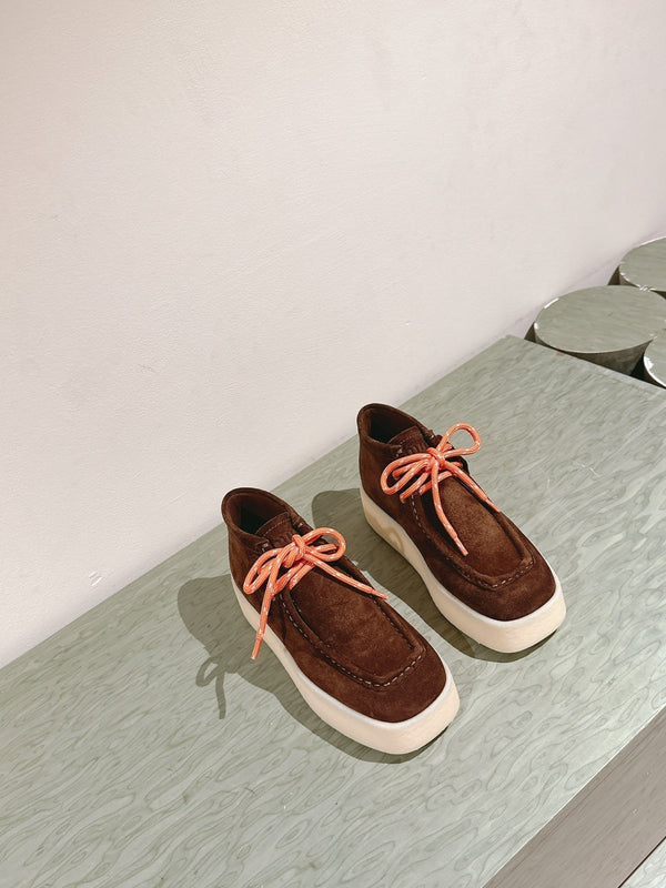 Stivaletti Miu in camoscio caramello