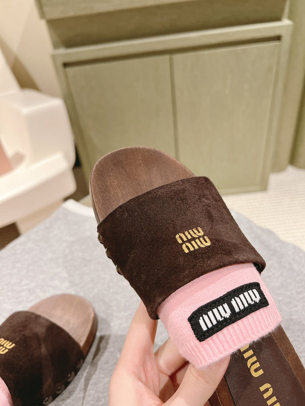 Miu Clogs 30mm Brown Pink Suede Wood 445657