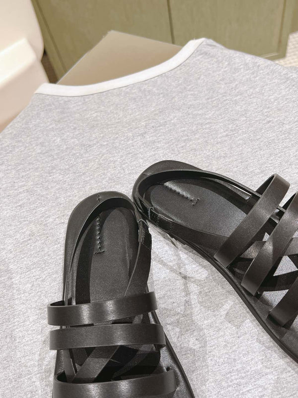 The Row Line Sandals Black Sheepskin 451280