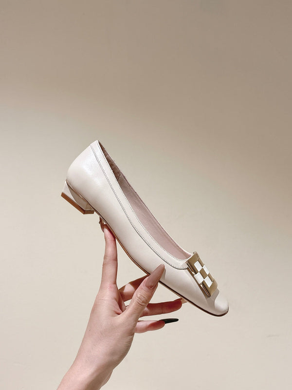 Viv 25 Jewel Flats Beige Imported Cowhide 241906