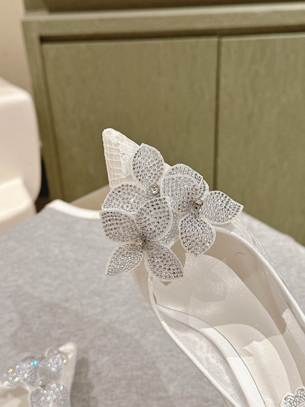 RC 25C Flower High Heel 7.5cm White Silk Rhinestones 268083