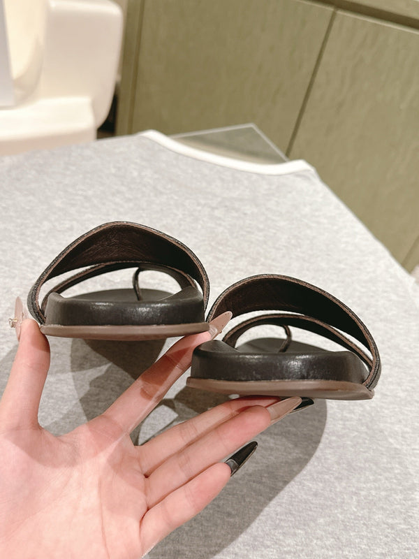 The Row Hugh Slides Black Cowhide Rubber 451281