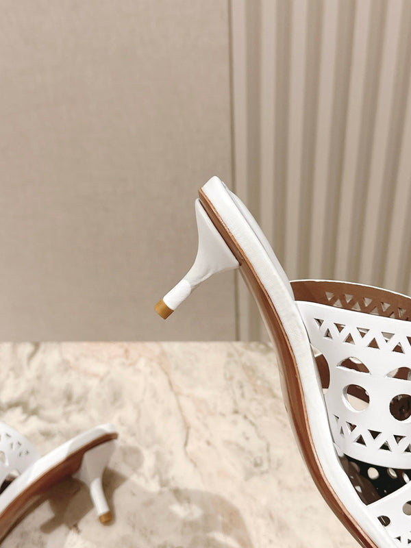 Alaia 2025 Vienne Cutout Kitten-Heel Slide Sandals White Leather 293650