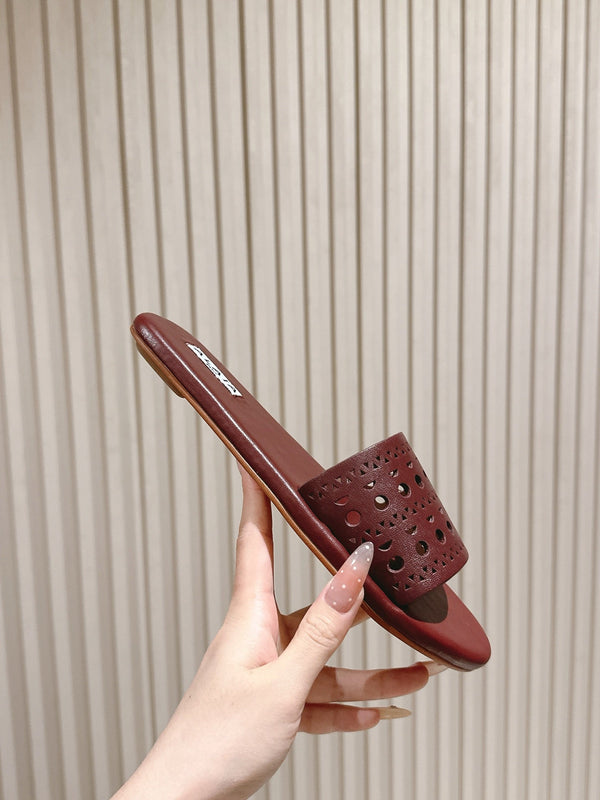 Alaia 2025 Hollow Slippers Red Leather 293654