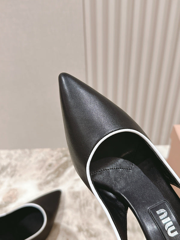 Miu Mordoré Pointed Toe Slingback Pumps 85mm Black Cowhide Sheepskin 445788