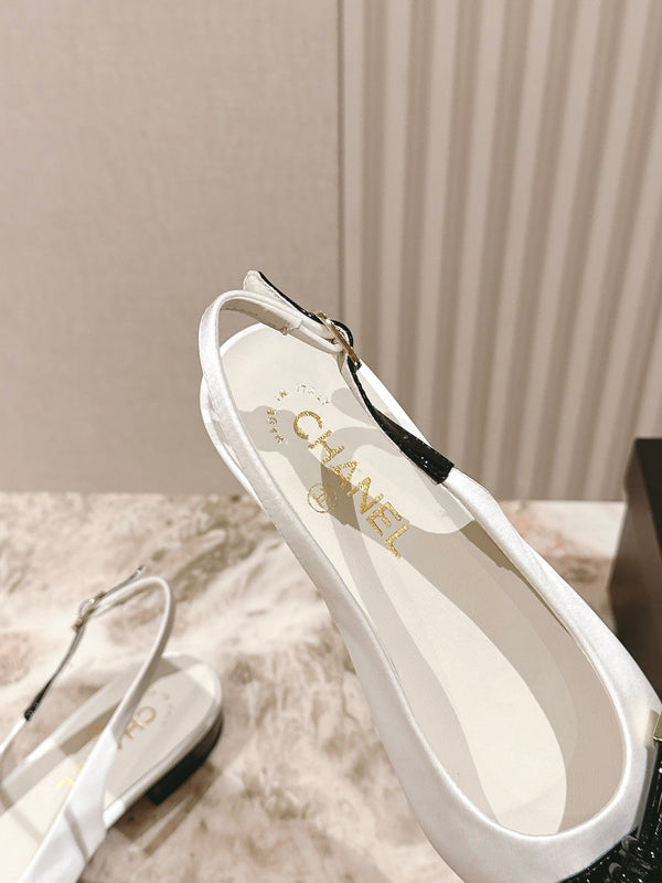 CC 25ss Bow Tie Slingbacks 20mm White Satin & Patent Leather 447409