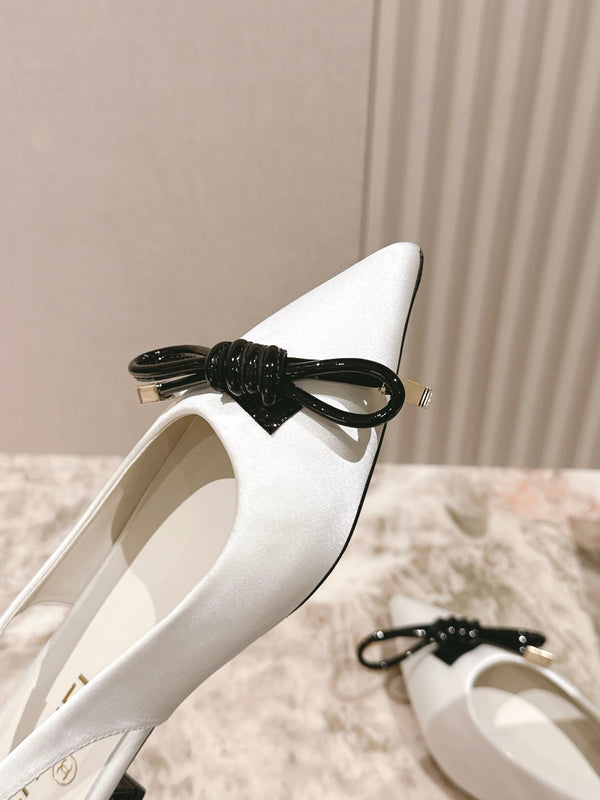 CC 25ss Bow Tie Slingbacks 20mm White Satin & Patent Leather 447409