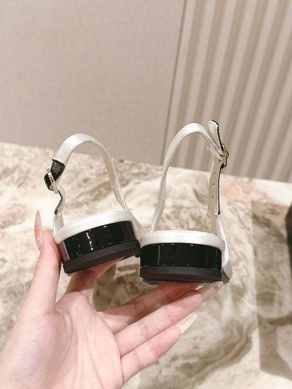 CC 25ss Bow Tie Slingbacks 20mm White Satin & Patent Leather 447409