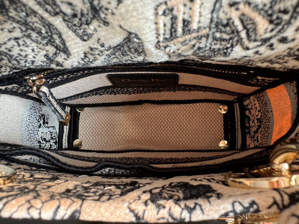 mini 17cm black pink embroidery canvas