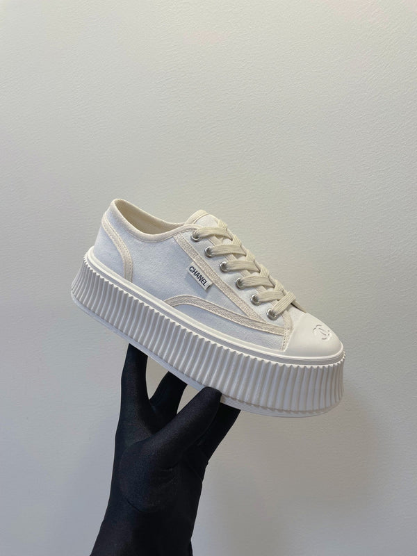 CC Sneaker In White Canvas Fabric 144791