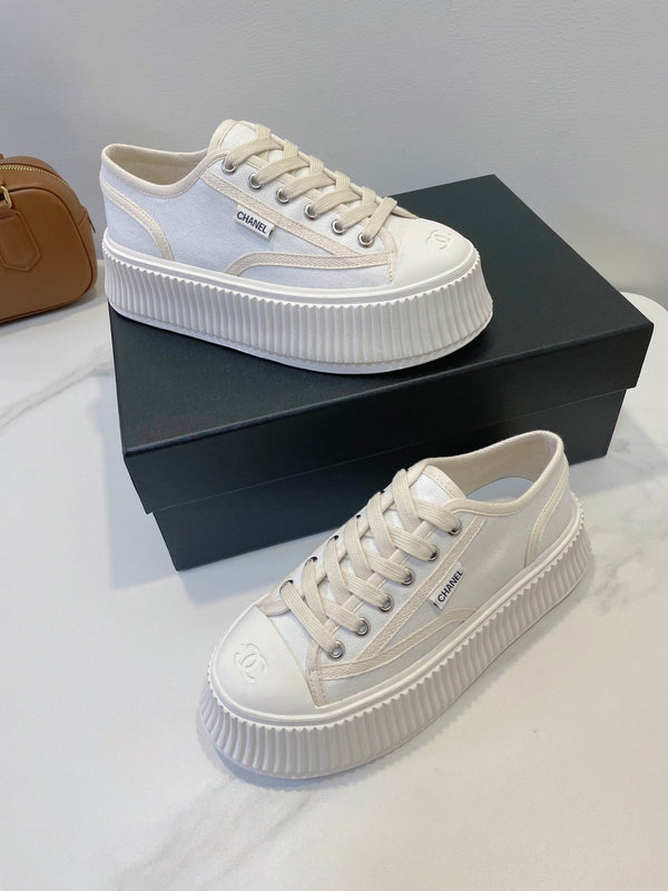 CC Sneaker In White Canvas Fabric 144791