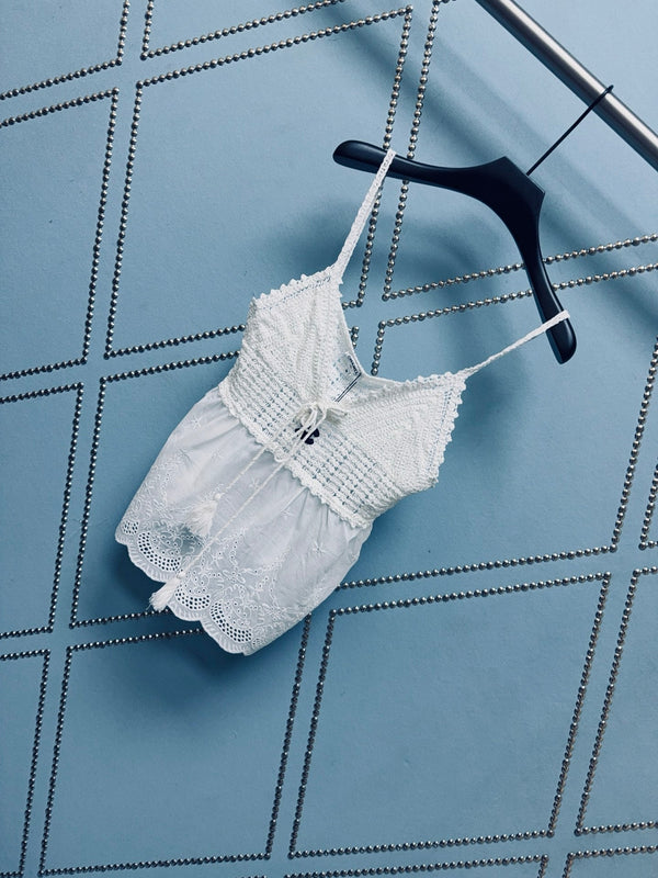 CC Mini débardeur à basque au crochet en coton nitrile blanc 351393