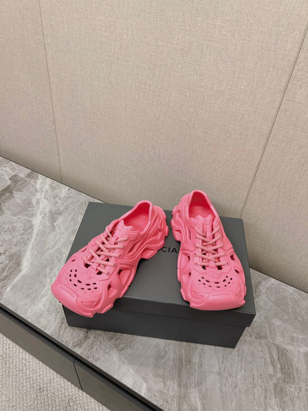 SNEAKERS IN PINK RUBBER