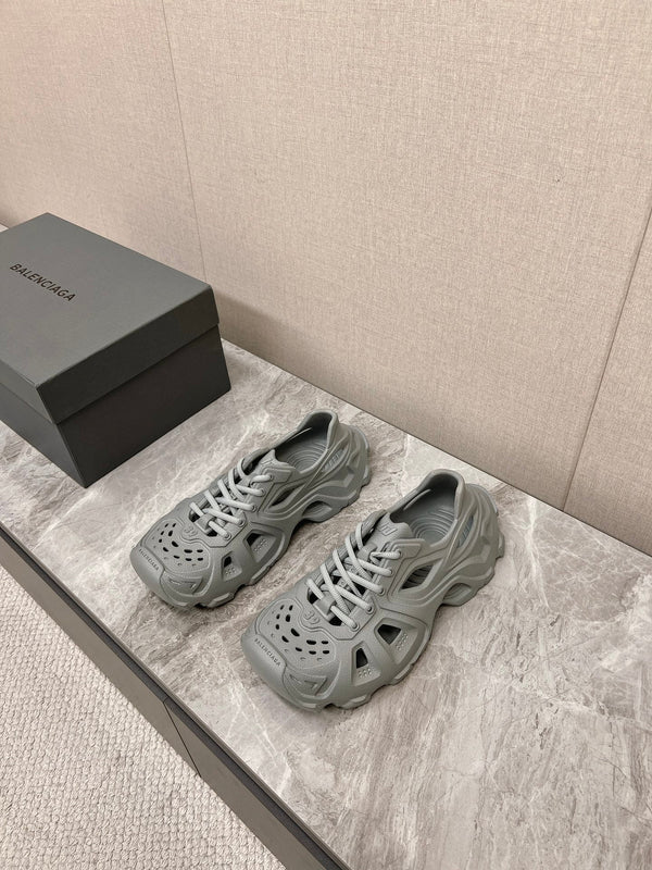SNEAKERS IN GOMMA GRIGIO FRIAR