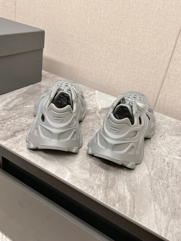 SNEAKERS IN GOMMA GRIGIO FRIAR