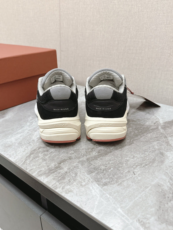 LP x NB 990v6 Sneaker 45mm black suede white calfskin and mesh fabric