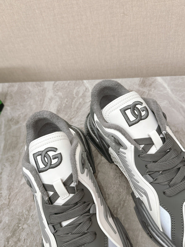 DC Daymaster Sneakers Gray White Cowhide & TPU 116671