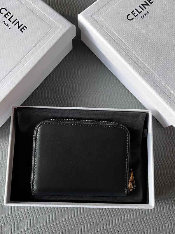 TRIOMPHE Compact Zipped Wallet Black Cowhide Leather