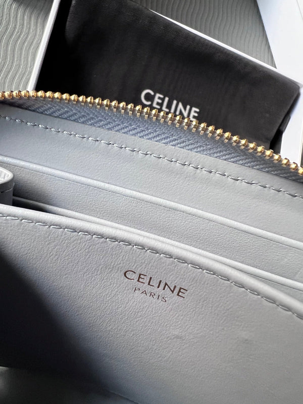 TRIOMPHE Compact Zipped Wallet Glacier Cowhide Leather