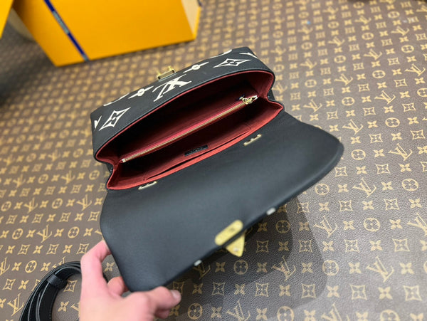 madeleine 30 black white grained embossed calfskin