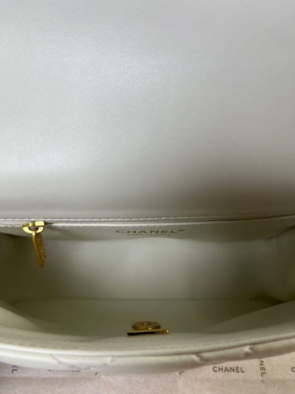 25C Mini Flap 24cm White Lambskin Gold Heart Hardware