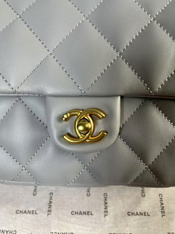 25C Mini Flap 24cm Grey Lambskin Gold Heart Hardware