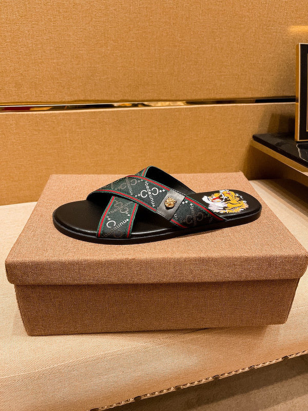 Sandali da uomo GG Slide in pelle verde nera