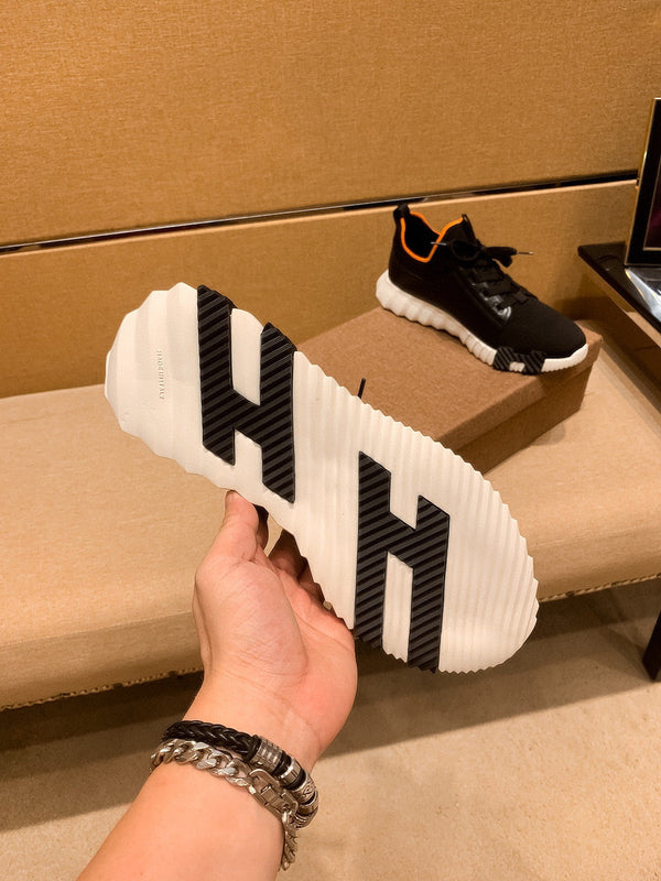 HM Men's Depart Slip-on Sneaker Black Knit Cowhide 709790