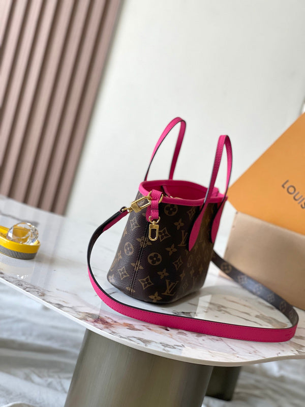 NEVERFULL BANDOULIÈRE INSIDE OUT BB 24 IN TELA MONOGRAM MARRONE E PELLE DI VITELLO ROSA