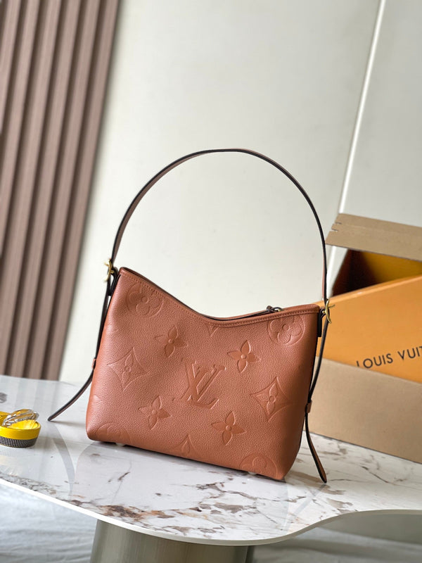 BORSA A TRACOLLA PM 29 IN PELLE COGNAC CON MONOGRAMMA STAMPATO E LOGO ORO