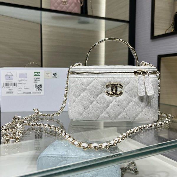 CC 25S Piccolo Vanity 17cm Pelle di vitello grana bianca Hardware oro chiaro