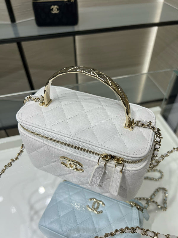 CC 25S Piccolo Vanity 17cm Pelle di vitello grana bianca Hardware oro chiaro