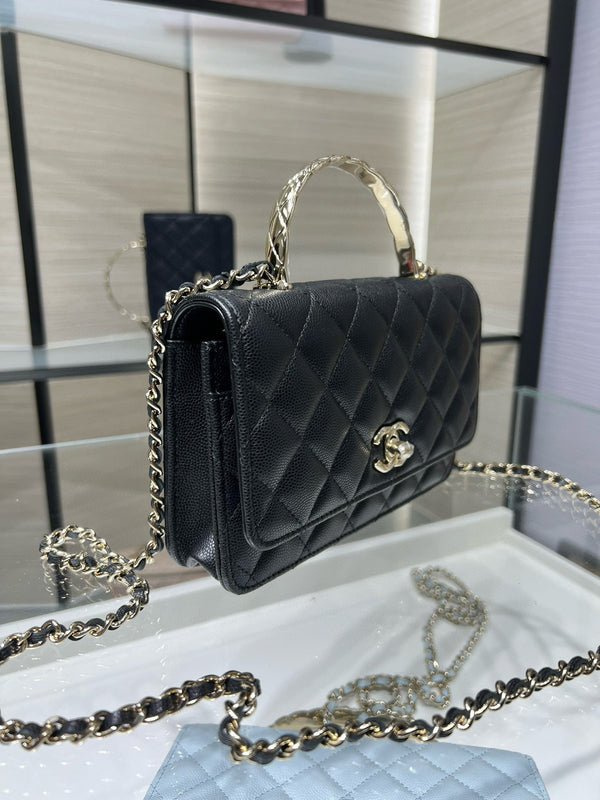 cc 25S Woc Top Handle 19cm Black Grained Calfskin Light Gold Hardware