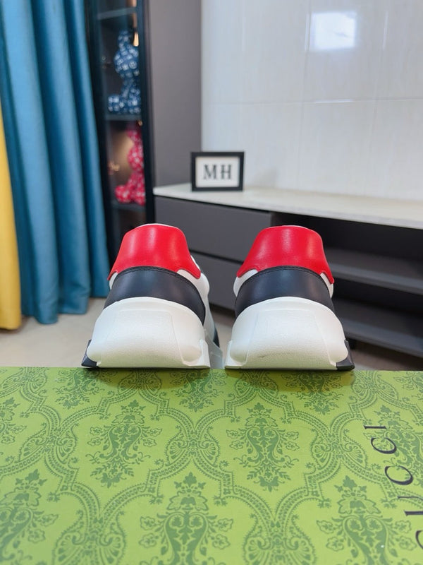 GG Men's ACE Sneaker White Calfskin 523323