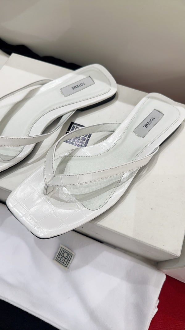 Totem Thong Sandals White Croc-Effect Leather 751658