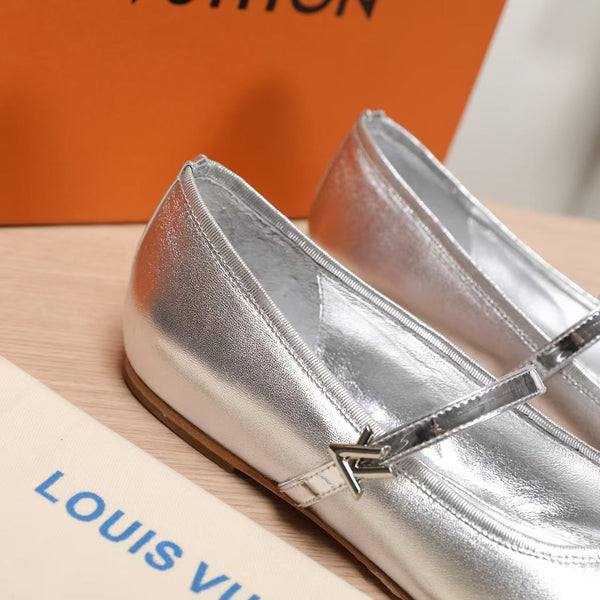LV Romy Flat Silver Color Metallic Lambskin 218323