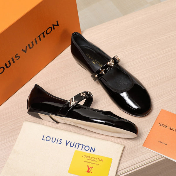 LV 25C Romy Flat Black Patent calf Leather With gold logo 218307