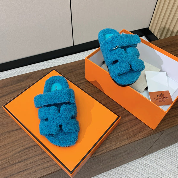 HM Chypre Sandal In Blue Lamb Wool 984176