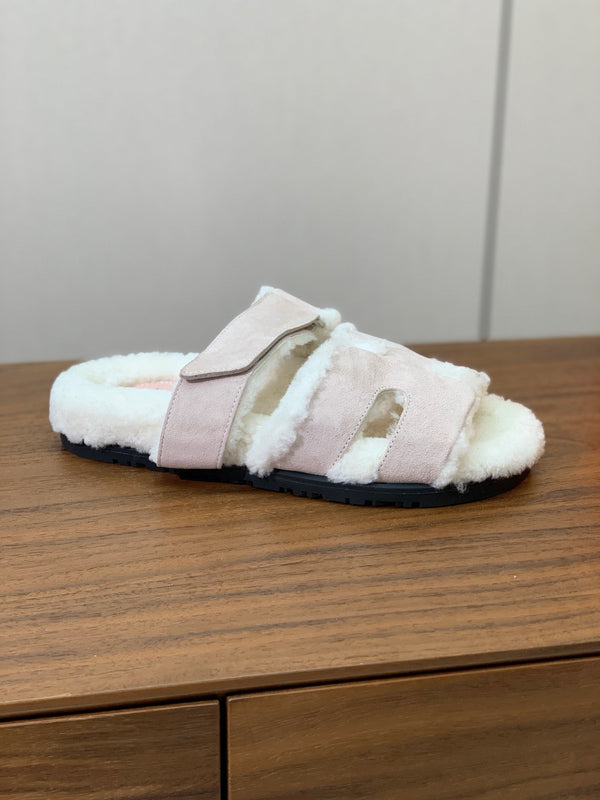 HM Chypre Sandal In Light Pink Mix White Fleece And Suede 984194