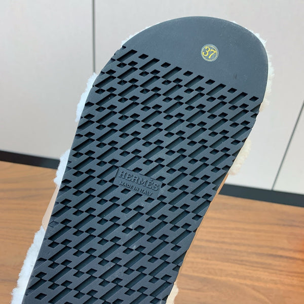 HM Chypre Sandal Light Brown Mix White Wool And Cowhide Lining 984209